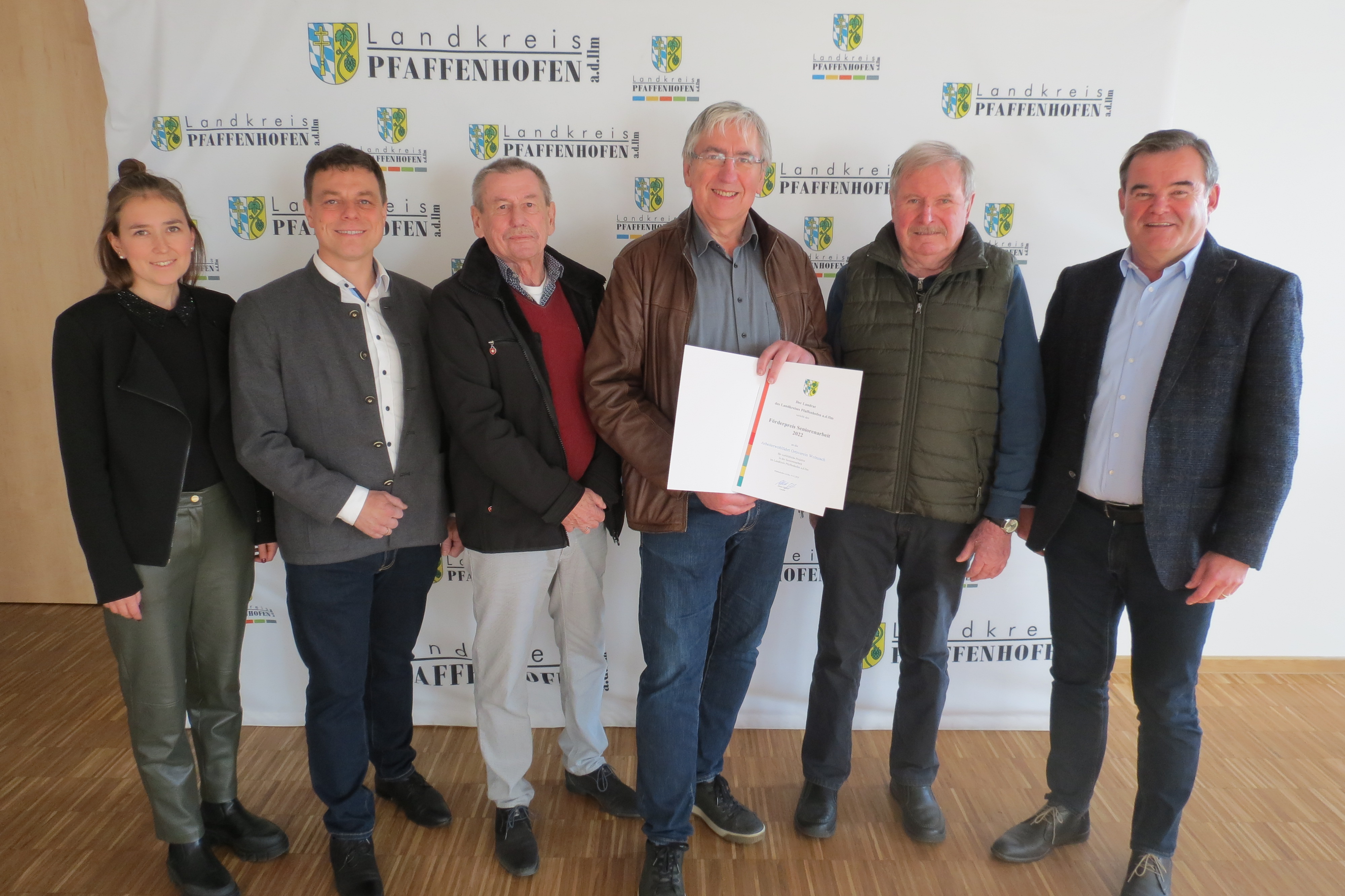 Arbeiterwohlfahrt Wolnzach erhält den Seniorenpreis 2022 des Landkreis