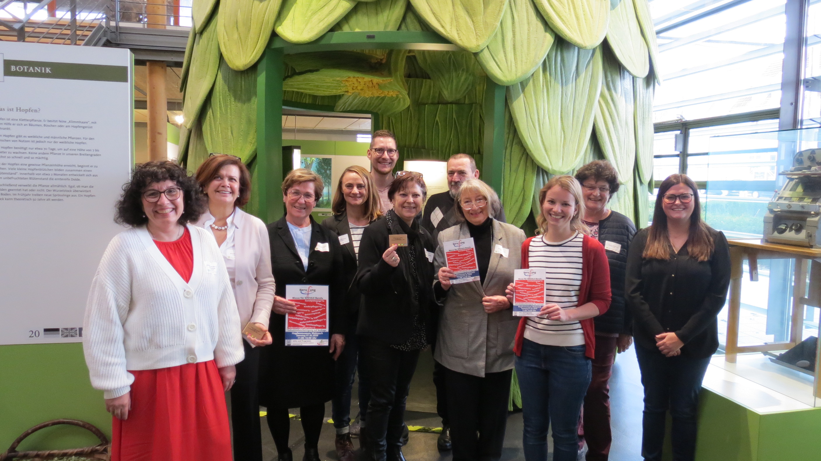 Das Organisationsteam der Messe für Soziale Berufe im Deutschen Hopfenmuseum in Wolnzach