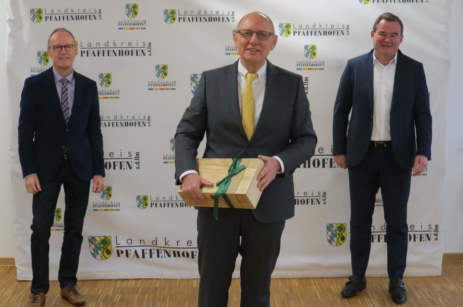 Sie sucht ihn pfaffenhofen