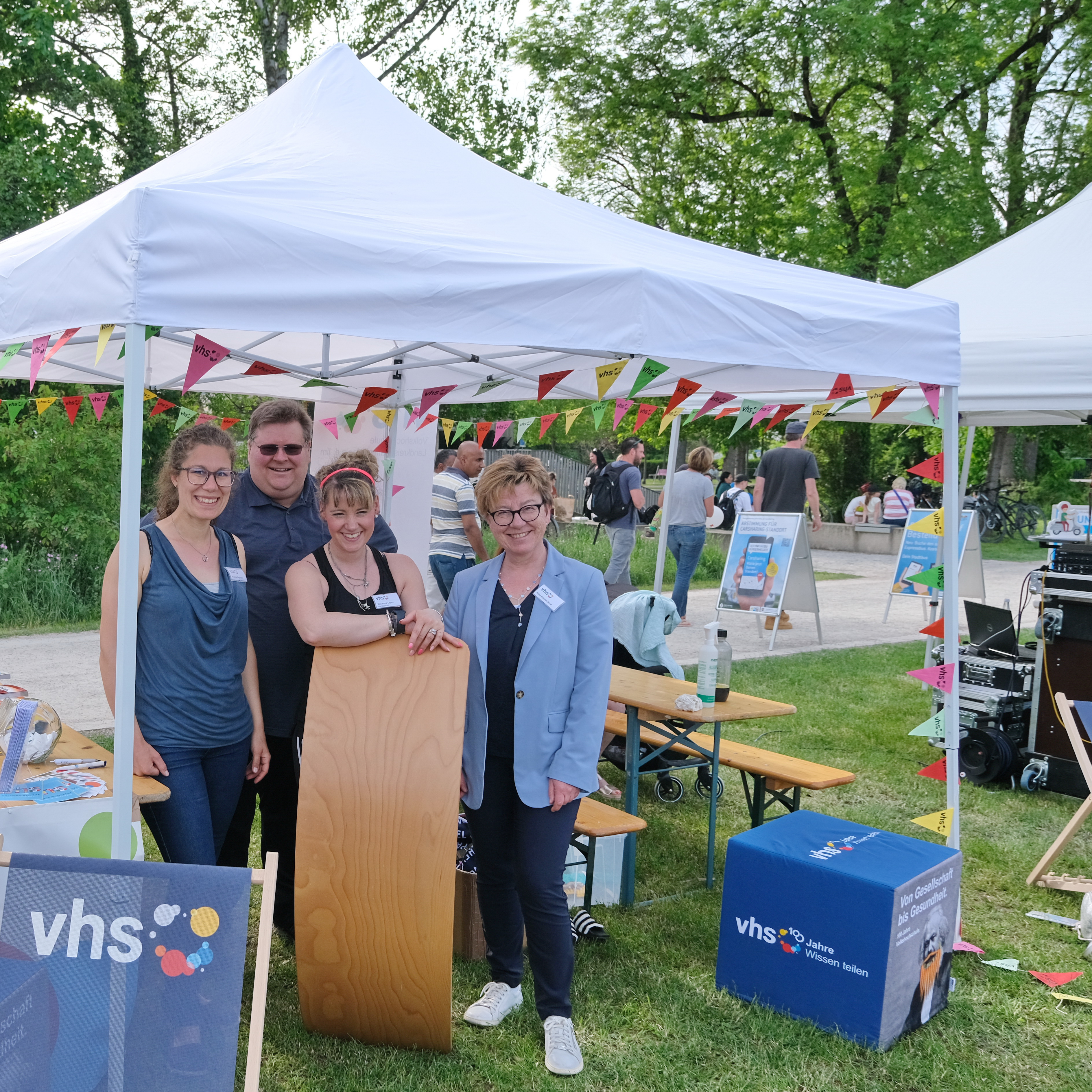 Neubürgerfest Pfaffenhofen: vhs präsentiert sich mit Sommerprogramm