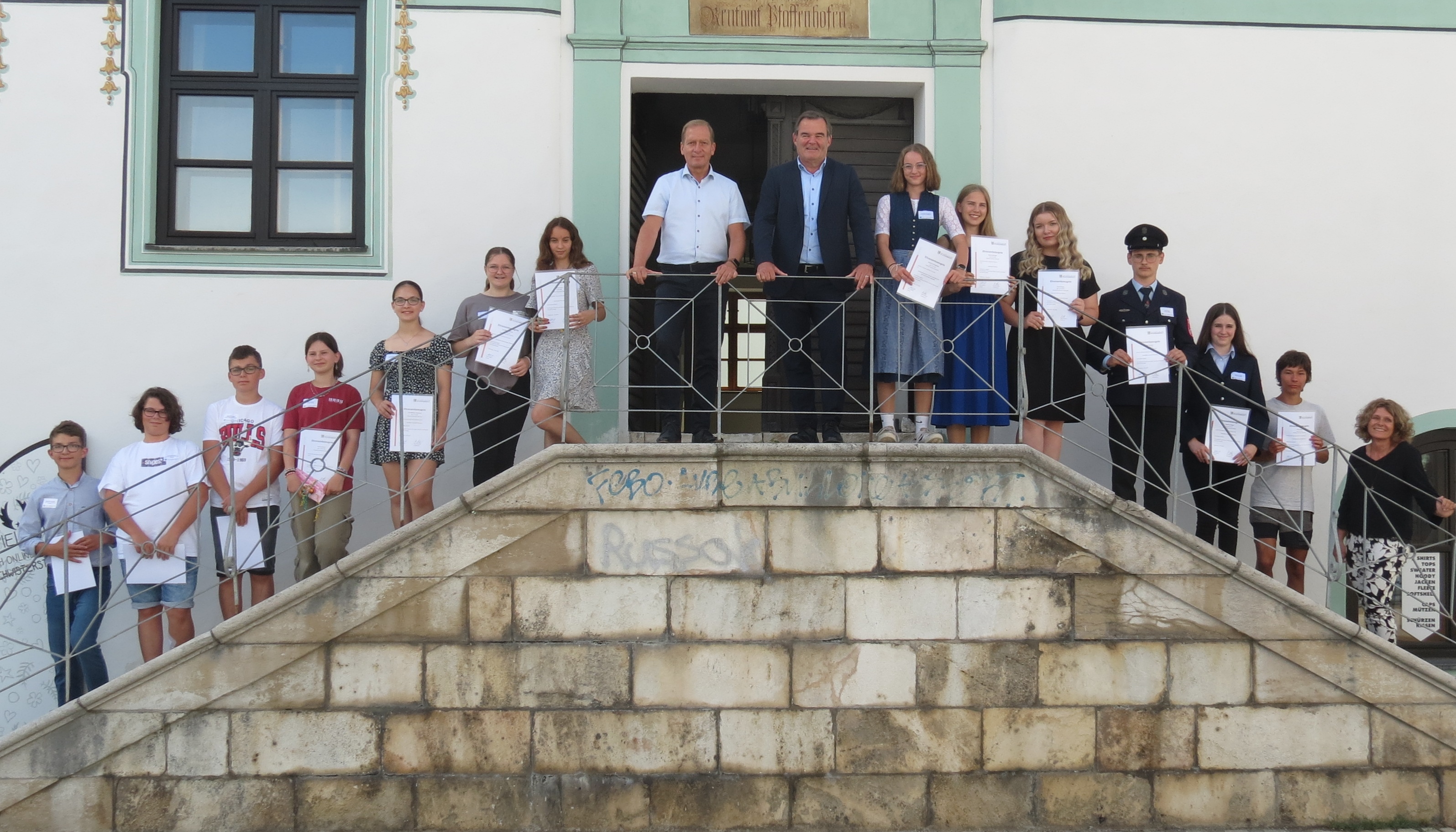 Gruppenbild Übergabe Ehrenamtszeugnisse