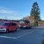mehrere Feuerwehrautos auf der Straße mehrere Feuerwehrautos auf der Straße