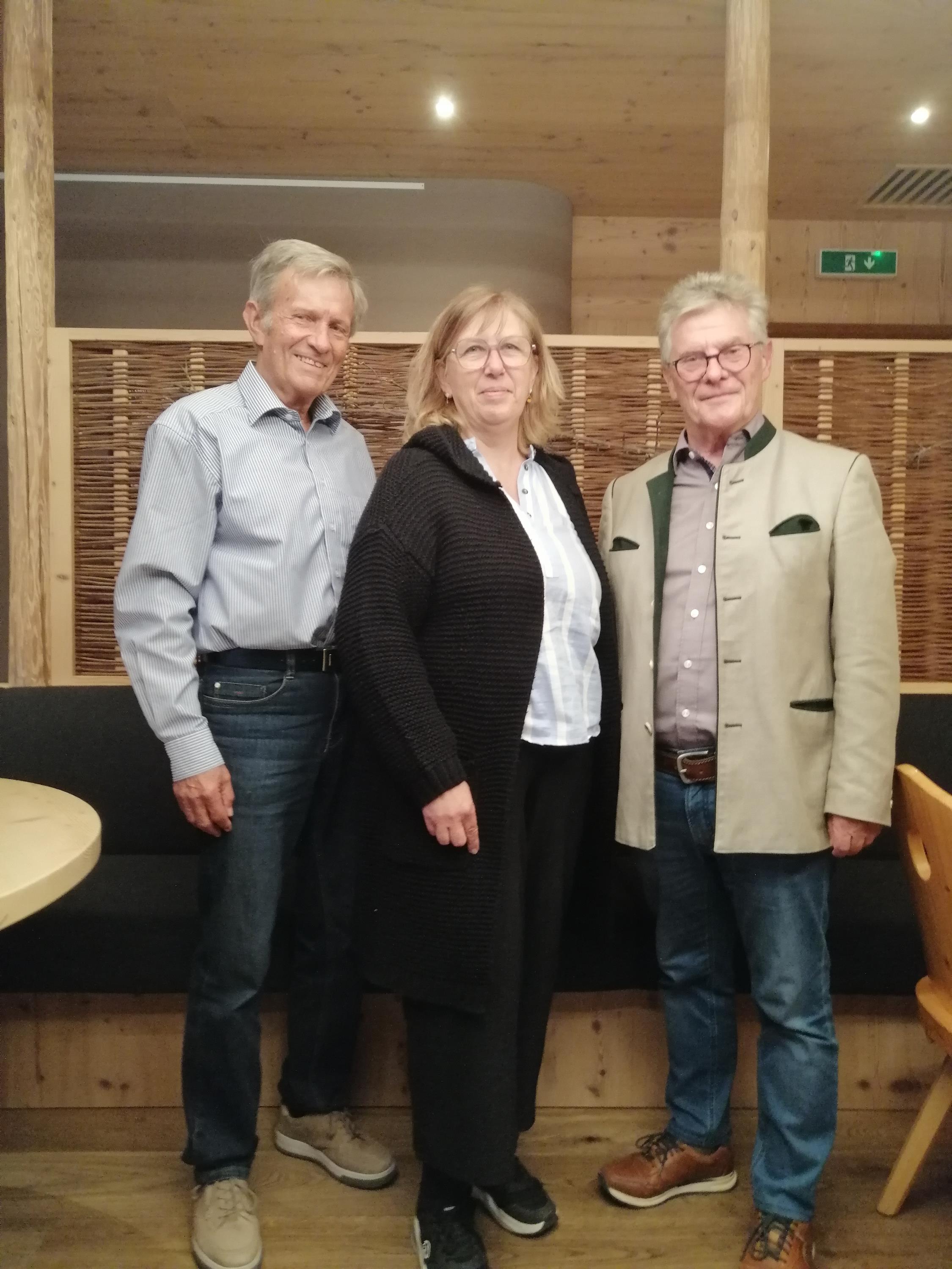 v.l.n.r.: Florian Weiß, Gerlinde Reisner und Richard Schnell