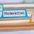 eine Mappe mit der Aufschrift Fördermittel