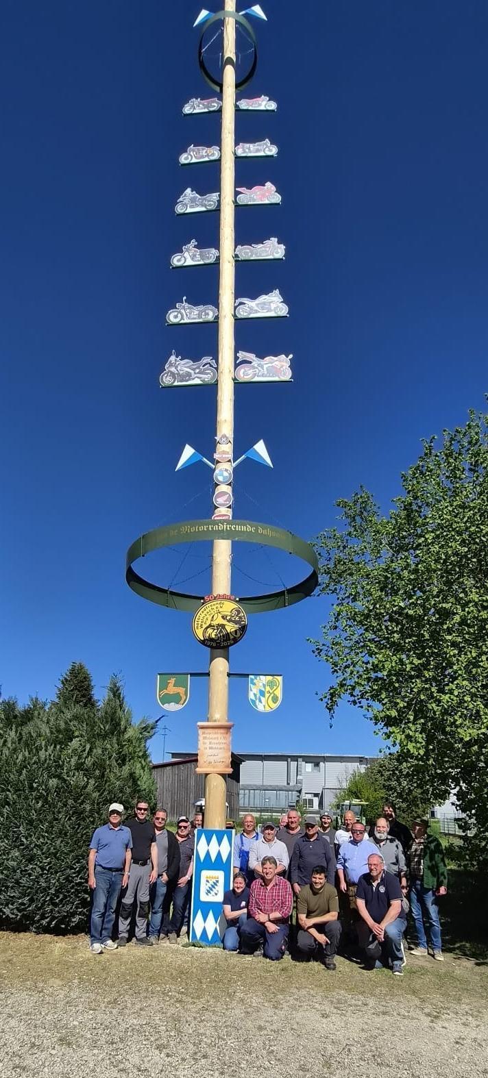 ein Maibaum