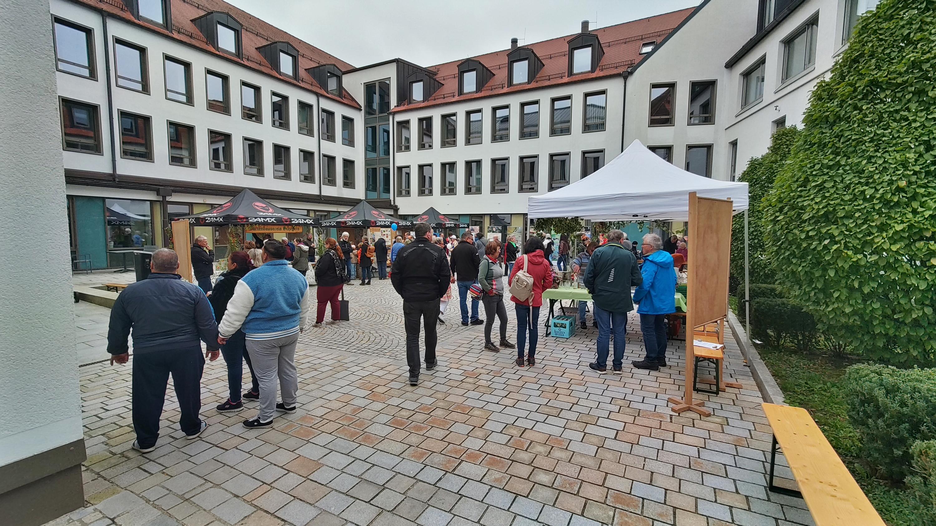 Obstausstellung Dultsonntag Pfaffenhofen