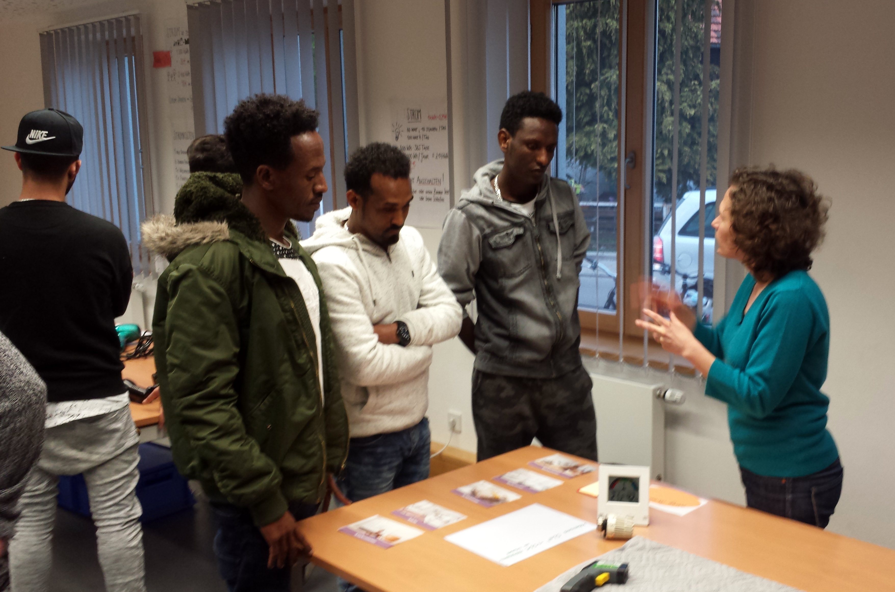 Günstiger Wohnen durch Energiesparen; Seminar zum Energie- und Ressourcenmanagement in Flüchtlingsunterkünften