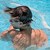 ein Schwimmer im Wasser 